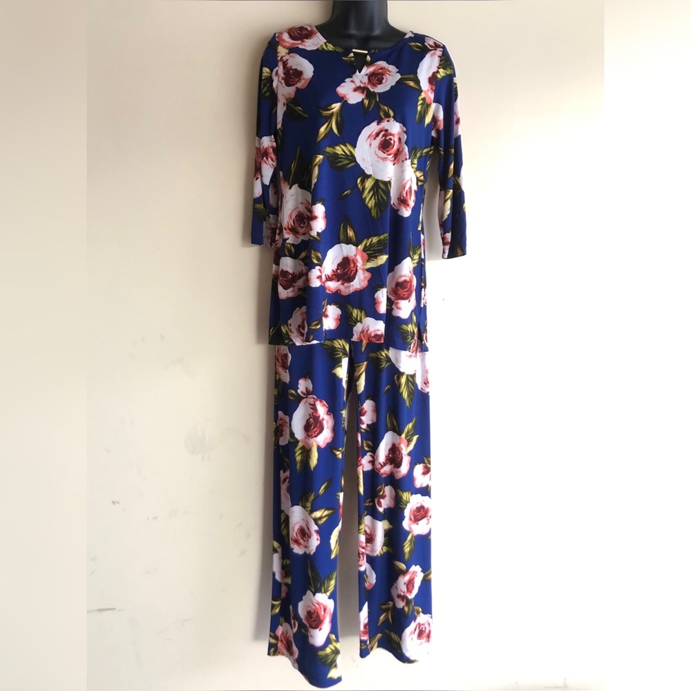 IMAN Global Chic Top and Pants in Floral